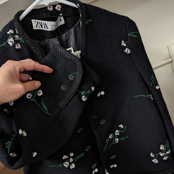 Zara Floral Embroidered Textured collarless blazer jacket Black XS,L - Picture 7 of 9